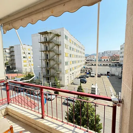 The Cozy Nest - Fully Loaded Appartement